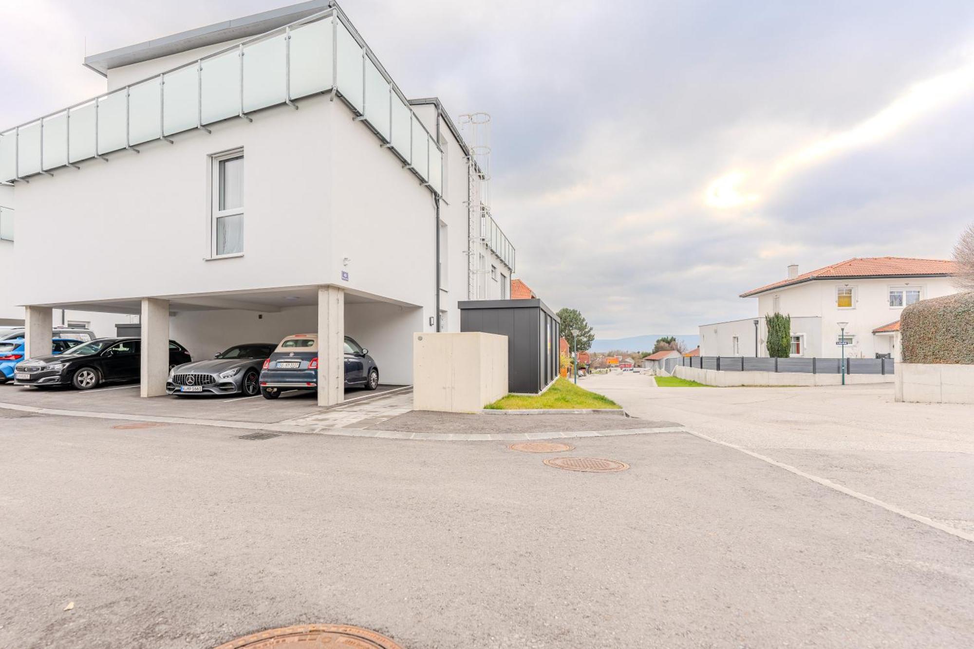 Gneixendorf Exclusive Apartment *